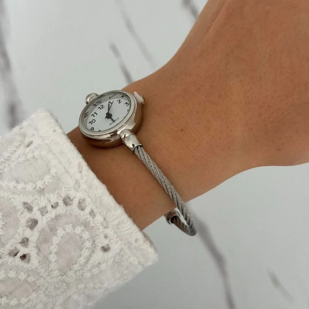 SKU:0020 silver white vintage vibe mini watch bracelet+ gift box Stainless steel
